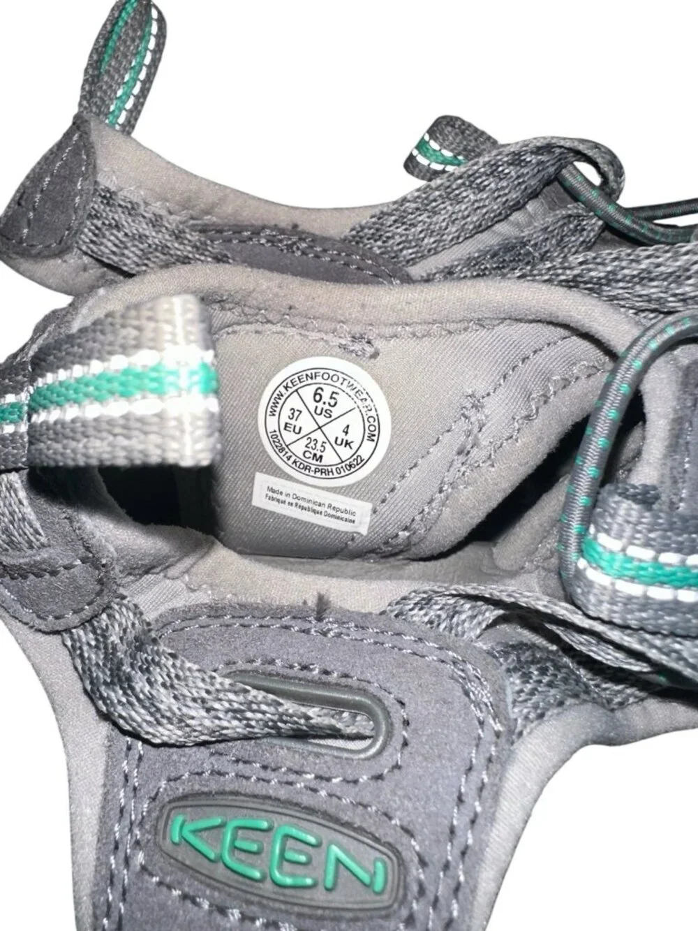 KEEN Women's Whisper Sandal Medium Grey Peacock Green Sz 6.5 Gorpcore Hiking